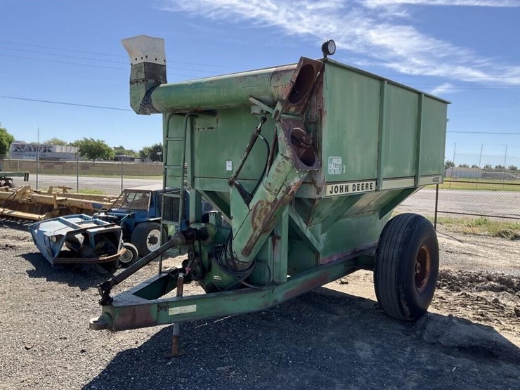 john-deere-400-image-3