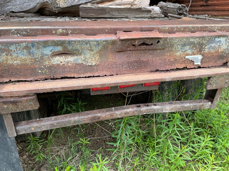#1385-•-1974-gindy-semi-van-trailer-full-of-wood-image-16