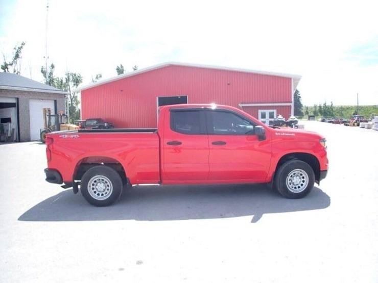 chevrolet-silverado-1500-image-4