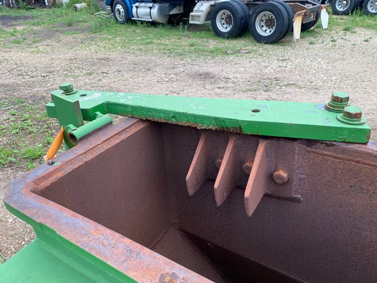 #1564-•-body-of-stationary-wood-chipper-image-10