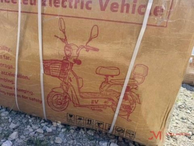 new-unused-high-end-two-wheeled-electric-vehicle-image-2