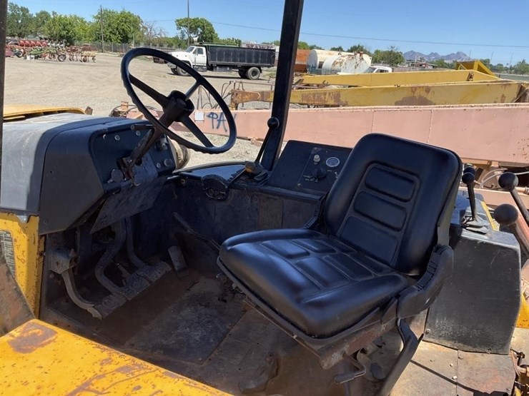 deere-710b-image-23