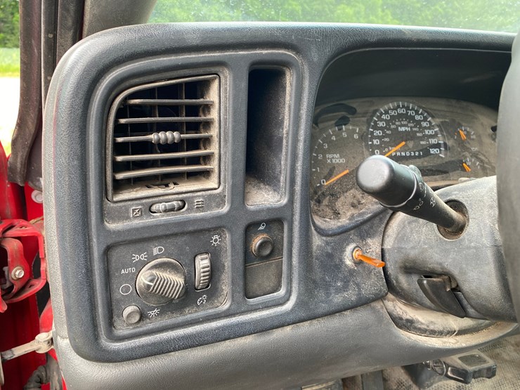 #1395-•-2007-silverado-2500-hd-image-15