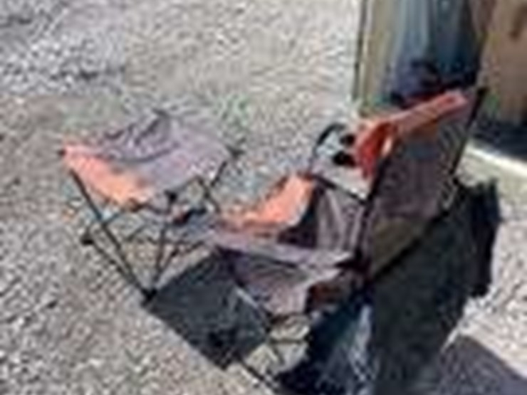 collapsible-camping-chair.-orange-brown.-comes-with-foot-stool-and-storage-bag!-image-4