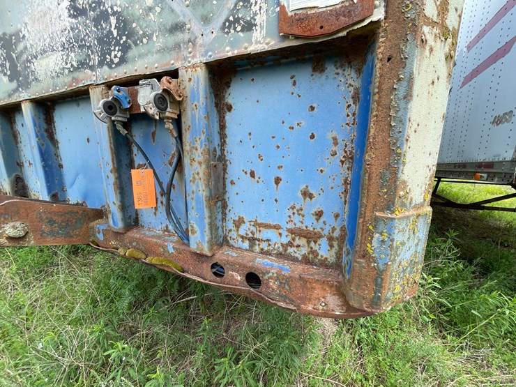 #1385-•-1974-gindy-semi-van-trailer-full-of-wood-image-44