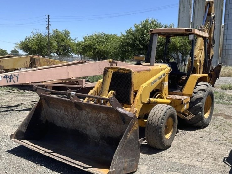 deere-710b-image-1