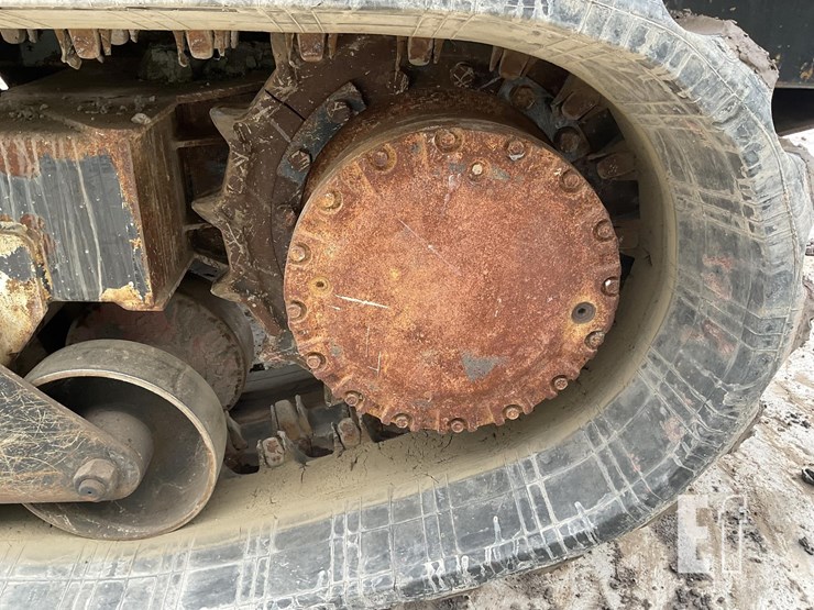 2015-morooka-mst2200vd-image-10