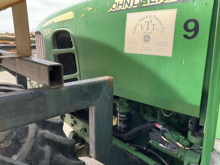john-deere-7330-image-11