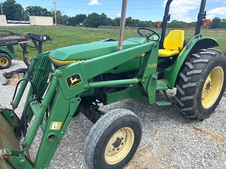 john-deere-5200-image-3
