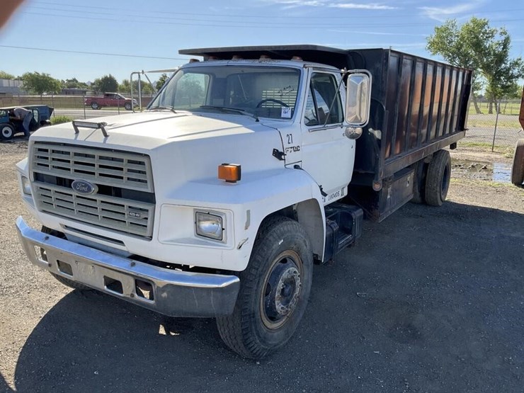 1989-ford-f700-image-3