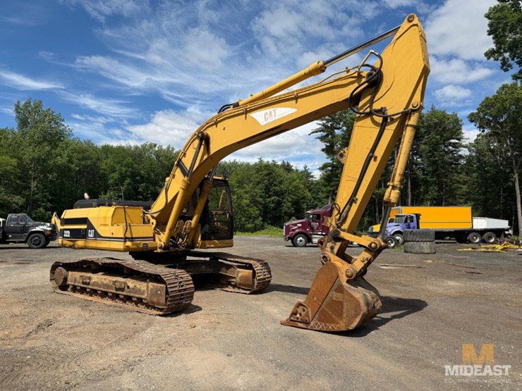 caterpillar-322l-image-9