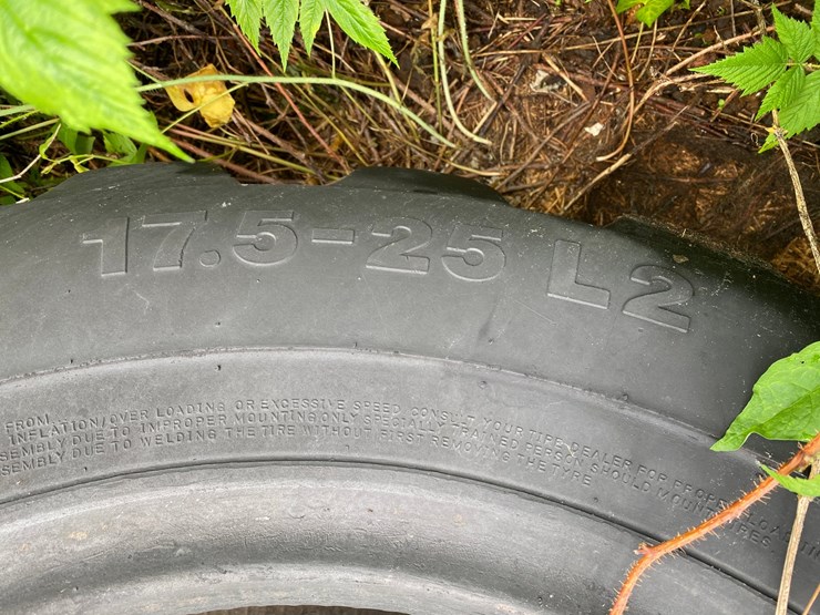 #1618-•-(6)-pettibone-tires-image-5