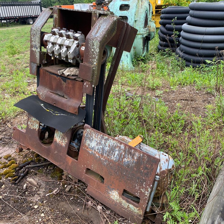 #1579 • Wood Chipper with Electric Motor