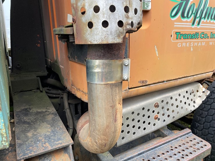 #1381-•-international-f-2674-tri-axel-dump-truck-image-49