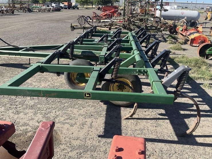 john-deere-1610-image-7