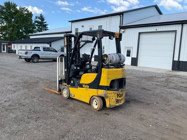 #1387-•-2013-yale-glc040sv-forklift-image-2