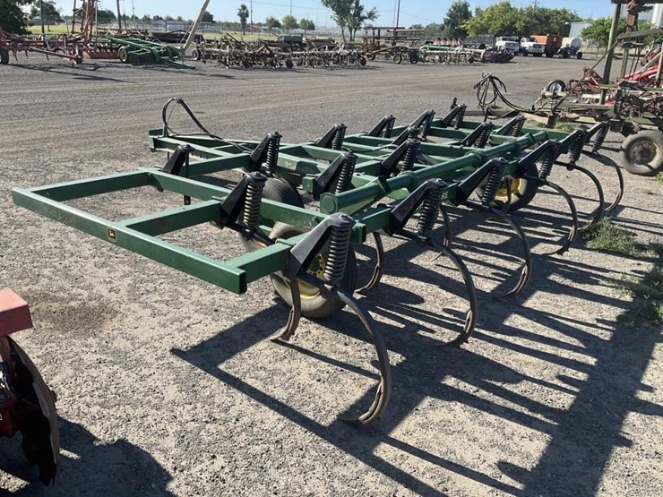 john-deere-1610-image-6