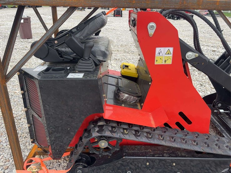 2026-sdlanch-dll60-tracked-mini-skid-steer-image-19