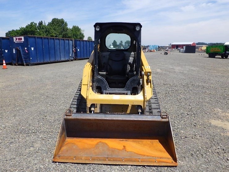 2018-caterpillar-239d-image-2