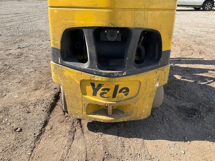 #1388-•-2014-yale-glc040sv-forklift-image-25
