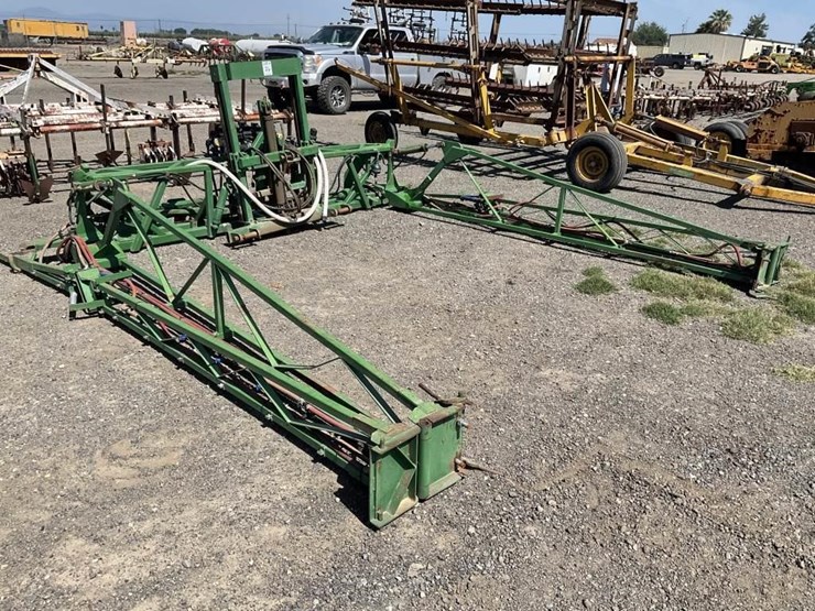 custom-60'-3-pt-folding-spray-boom-attachment-image-3