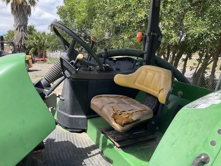 john-deere-7330-image-22