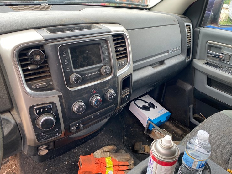 2015-dodge-ram-1500-image-9