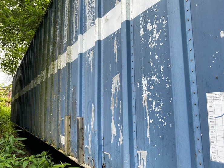 #1637-•-semi-trailer-with-contents-(no-title)-image-3