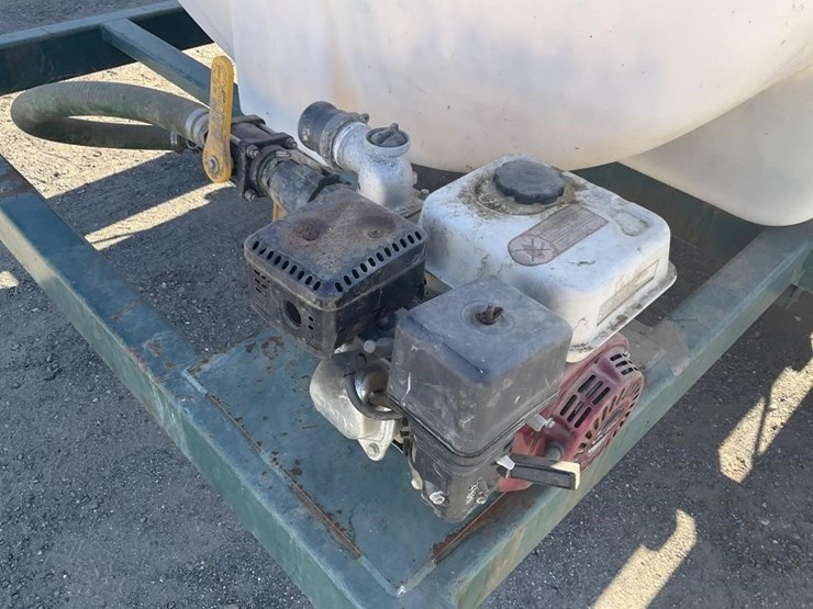pbm-1600g-poly-tank-trailer-image-9