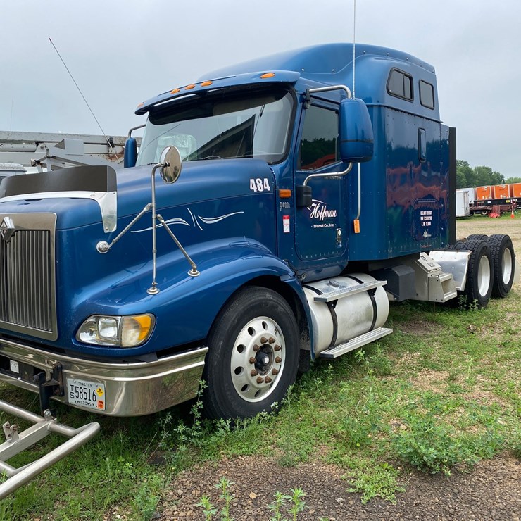 #1562 • 2007 International Truck