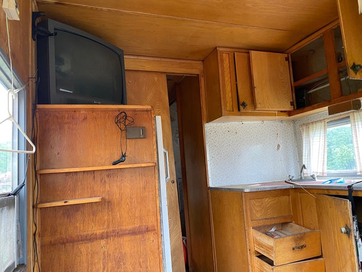 #1575-•-26-'-8"-hunting-shack-image-7