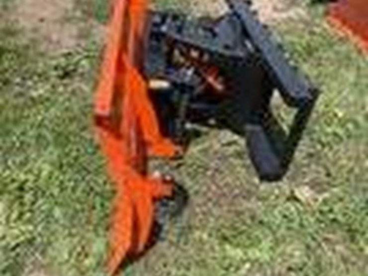pabreak-skid-steer-hydraulic-dozer-blade-image-2