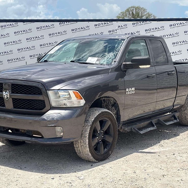 2016 DODGE 1500