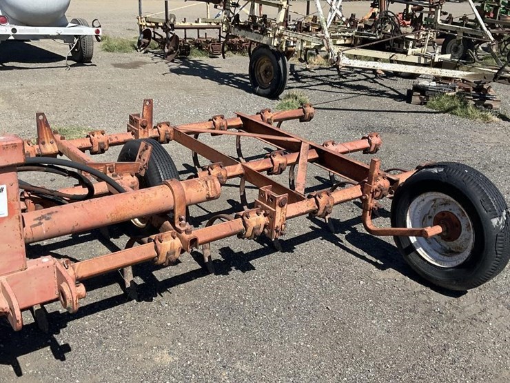 allis-chalmers-1200-image-10
