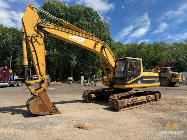 caterpillar-322l-image-1