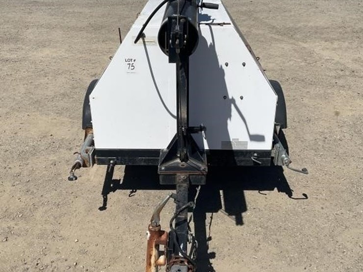 magnum-lt3-sws-07-portable-light-plant,-diesel-image-2