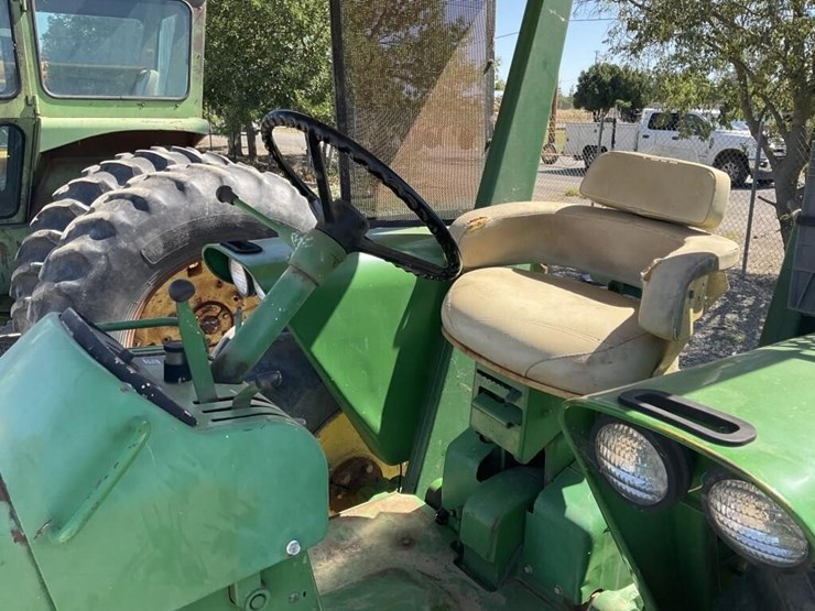 john-deere-4020-image-19