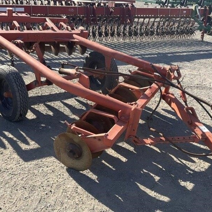 ALLIS-CHLAMERS 7' Wheel Disc