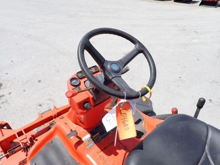 2006-kubota-f3680-image-13