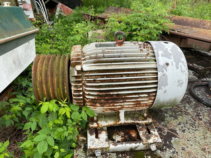 #1627-•-steel-platform-with-electric-motor-image-4