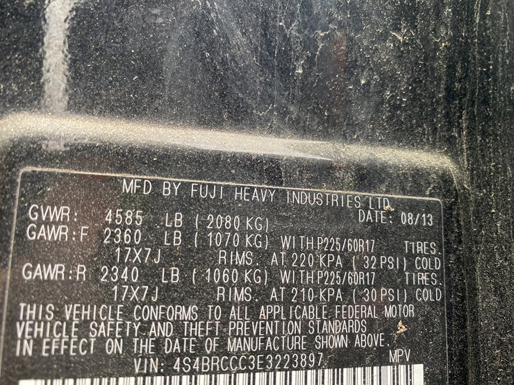 #1394-•-2013-subaru-outback-all-wheel-drive-image-30
