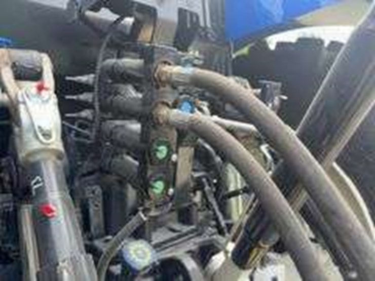 new-holland-t6.160-image-14