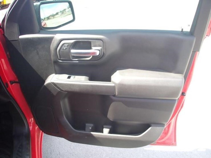 chevrolet-silverado-1500-image-41