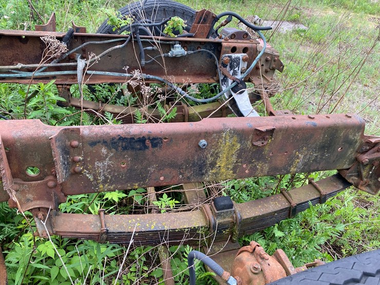 #1597-•-truck-frame-image-11