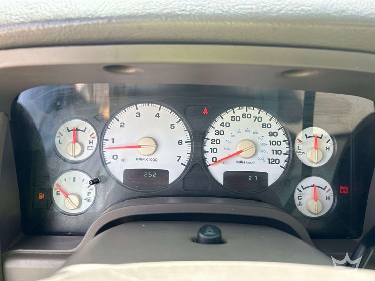 2003-dodge-ram-1500-image-16
