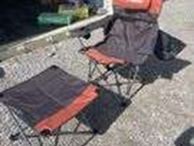collapsible-camping-chair.-orange-brown.-comes-with-foot-stool-and-storage-bag!-image-3