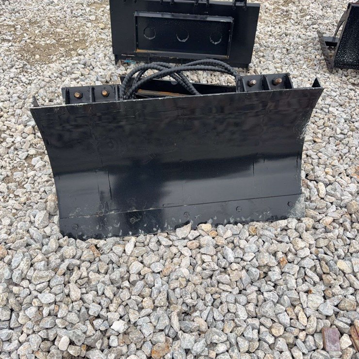 Hydraulic Skid Steer Snow Blade Attachment