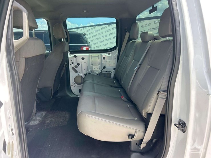 2020-ford-f150-image-22