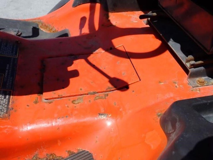 2006-kubota-f3680-image-46