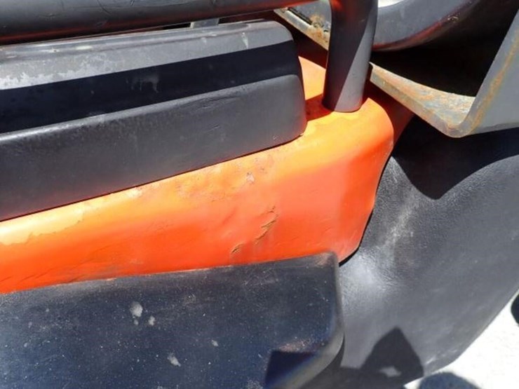 2006-kubota-f3680-image-45